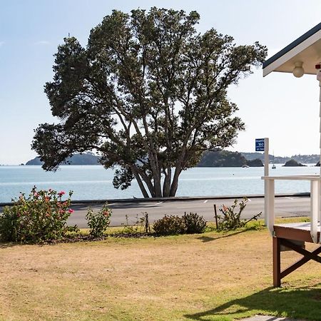 Dream View Waterfront Paihia Villa Exterior photo